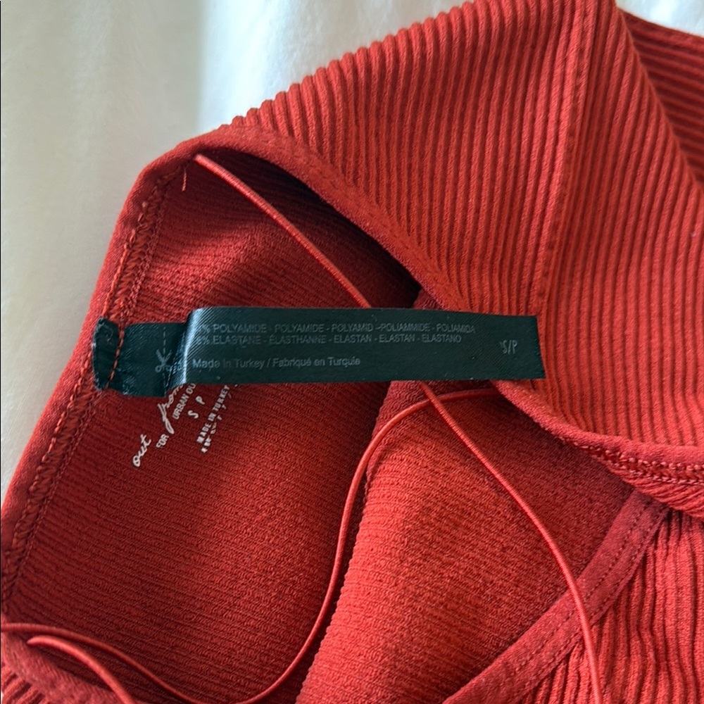 Red Ribbed Swimsuit - Picture 6 of 6